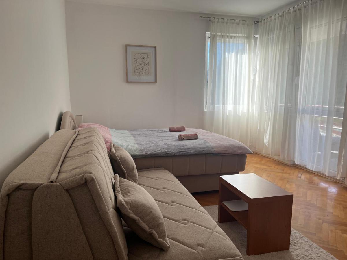 Cozy Apartment With The View Pluzine Exterior photo